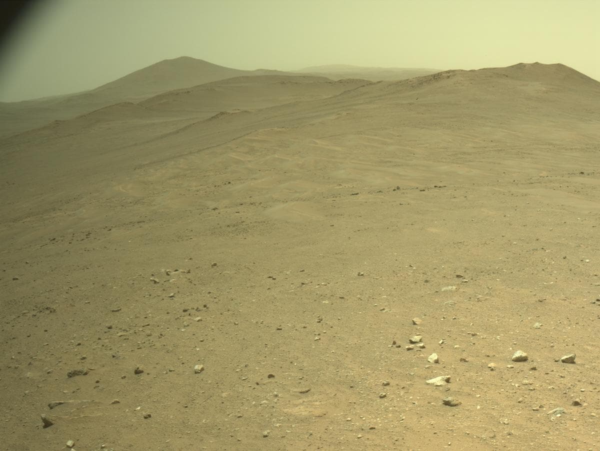 Mars image captured by NAVCAM_LEFT on Perseverance