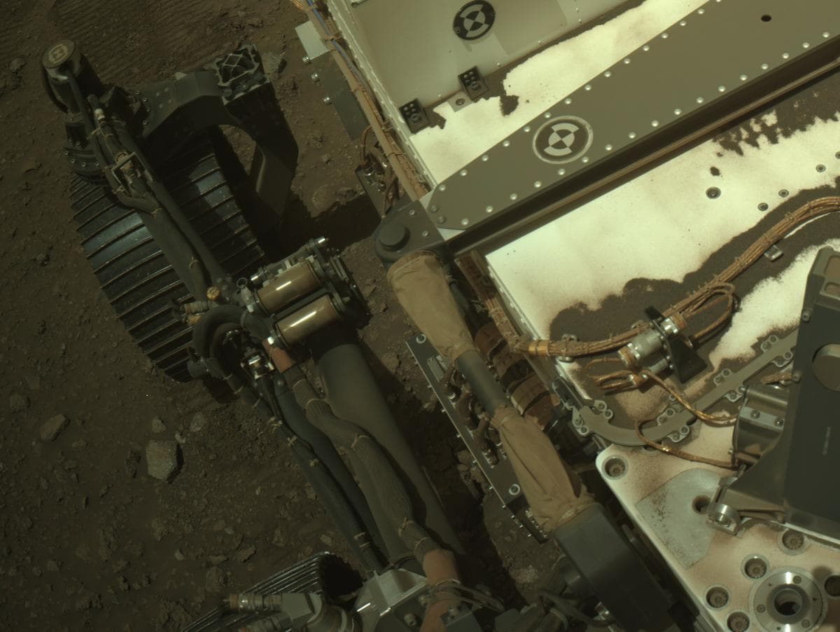 Mars image captured by NAVCAM_LEFT on Perseverance
