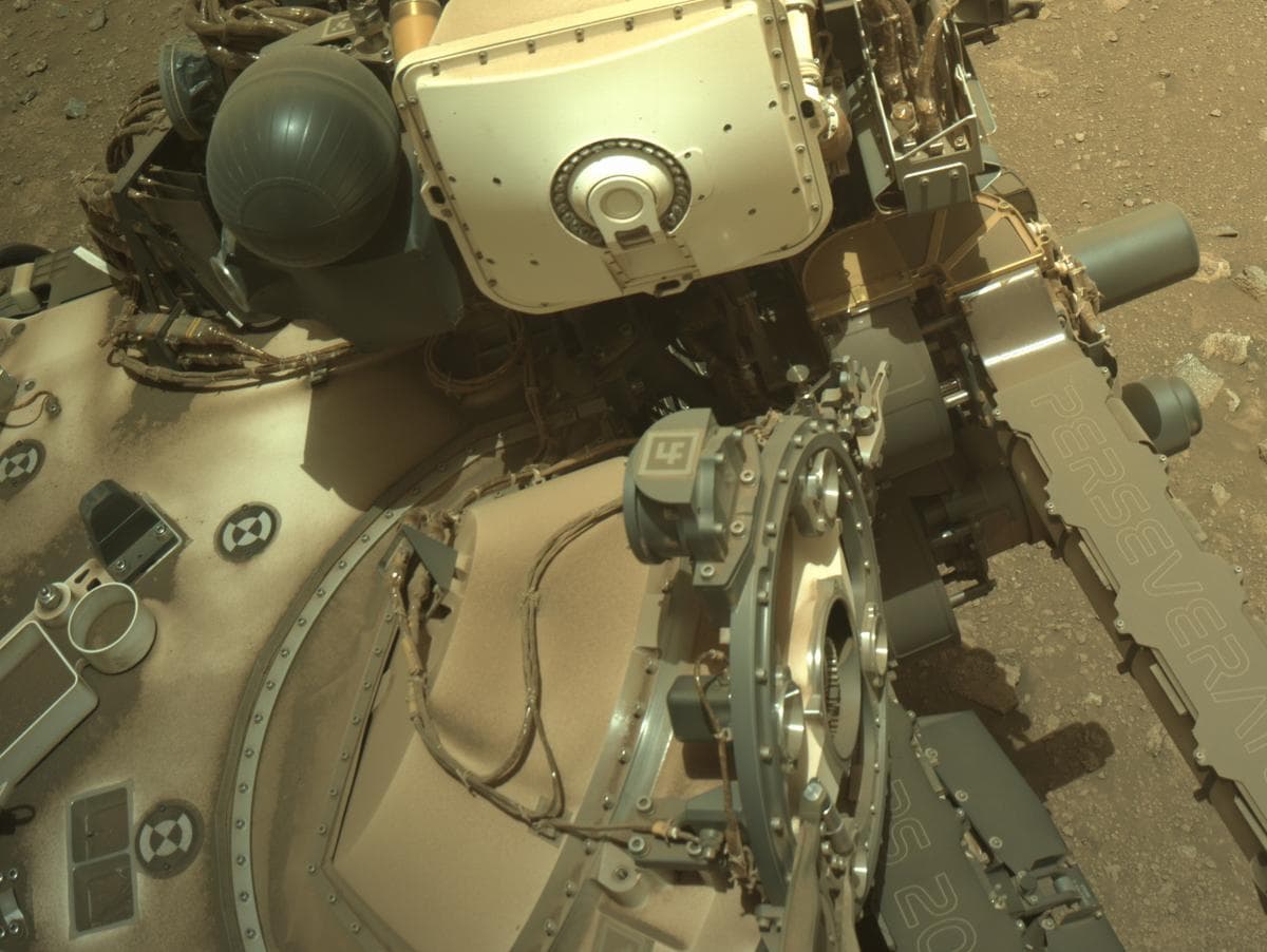 Mars image captured by NAVCAM_RIGHT on Perseverance