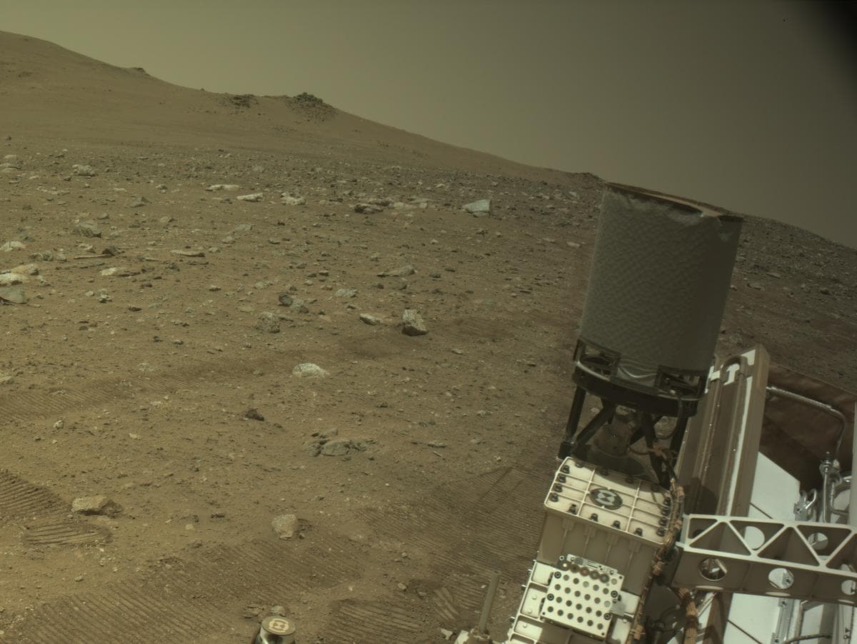 Mars image captured by NAVCAM_RIGHT on Perseverance