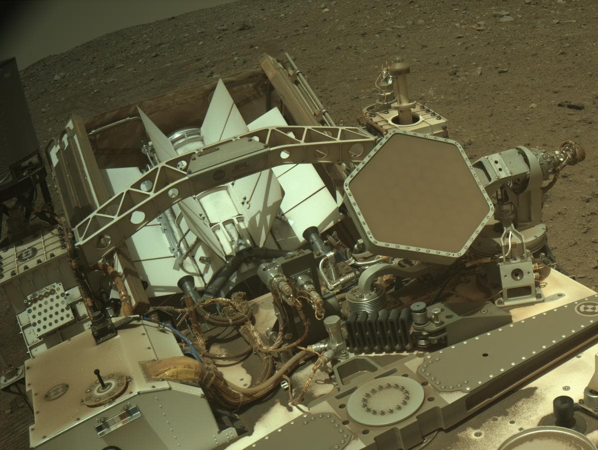 Mars image captured by NAVCAM_RIGHT on Perseverance