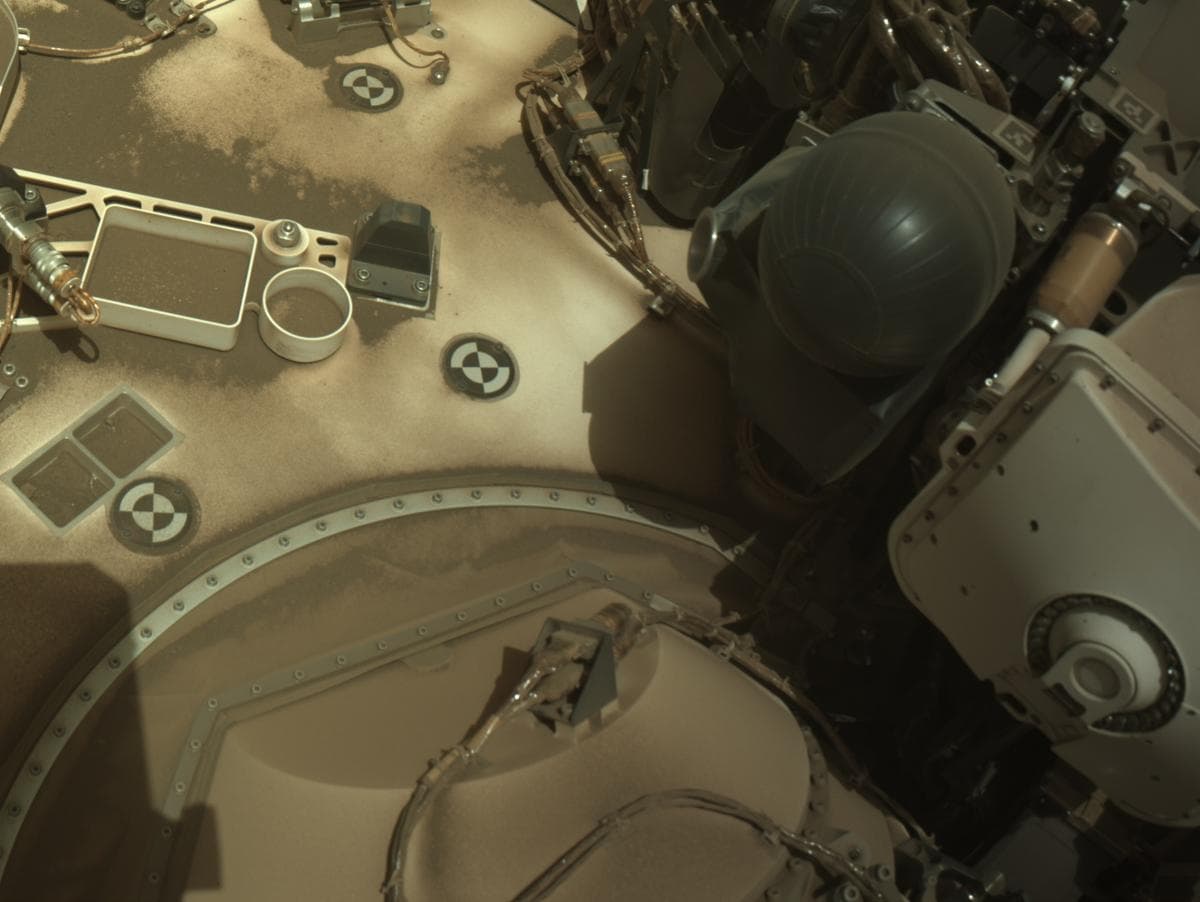 Mars image captured by NAVCAM_RIGHT on Perseverance