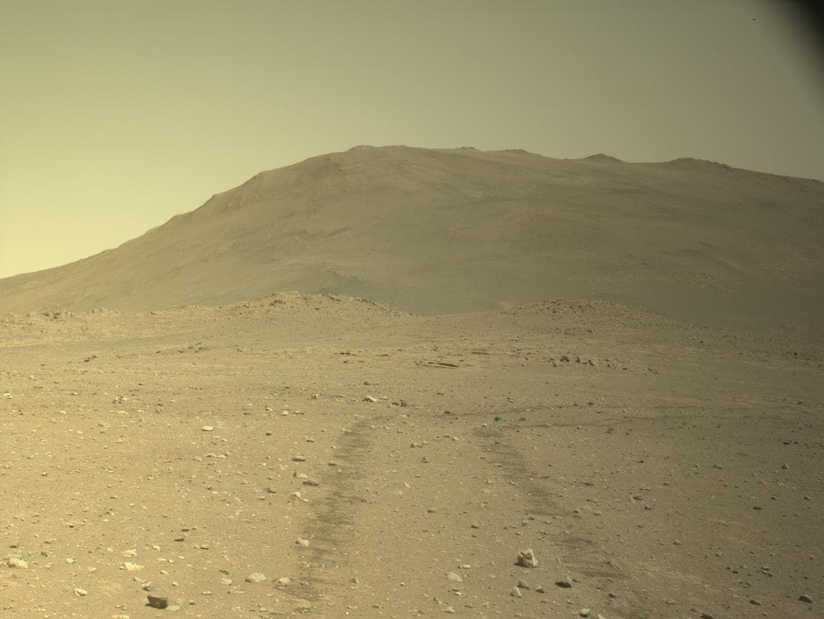 Mars image captured by NAVCAM_RIGHT on Perseverance