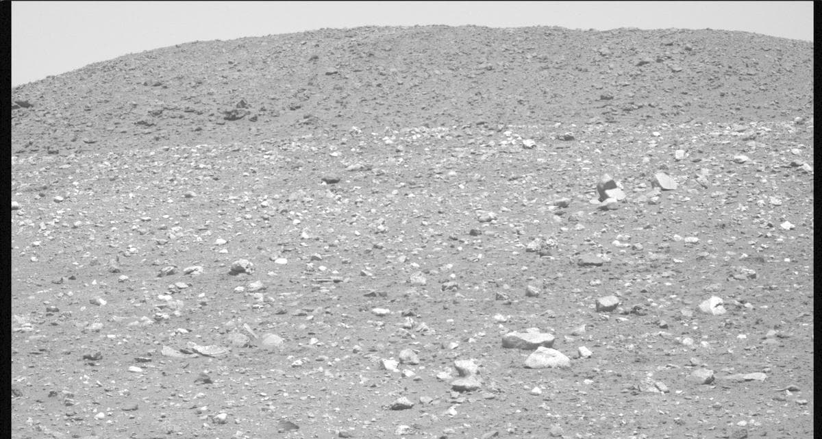 Mars image captured by MCZ_LEFT on Perseverance