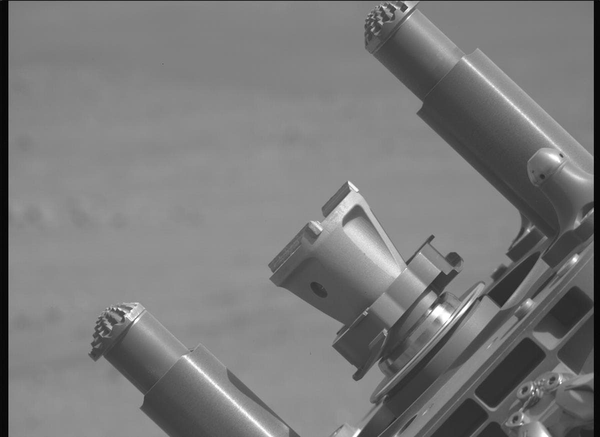 Mars image captured by MCZ_LEFT on Perseverance