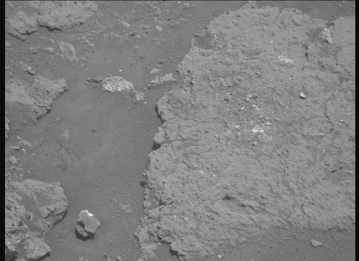 Mars image captured by MCZ_LEFT on Perseverance