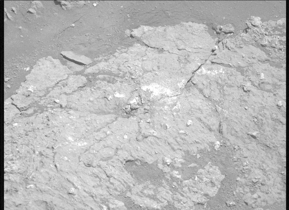 Mars image captured by MCZ_LEFT on Perseverance