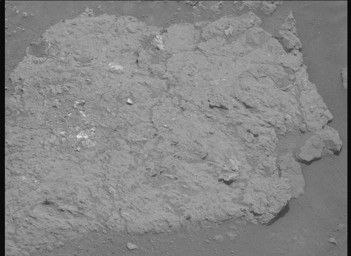 Mars image captured by MCZ_RIGHT on Perseverance