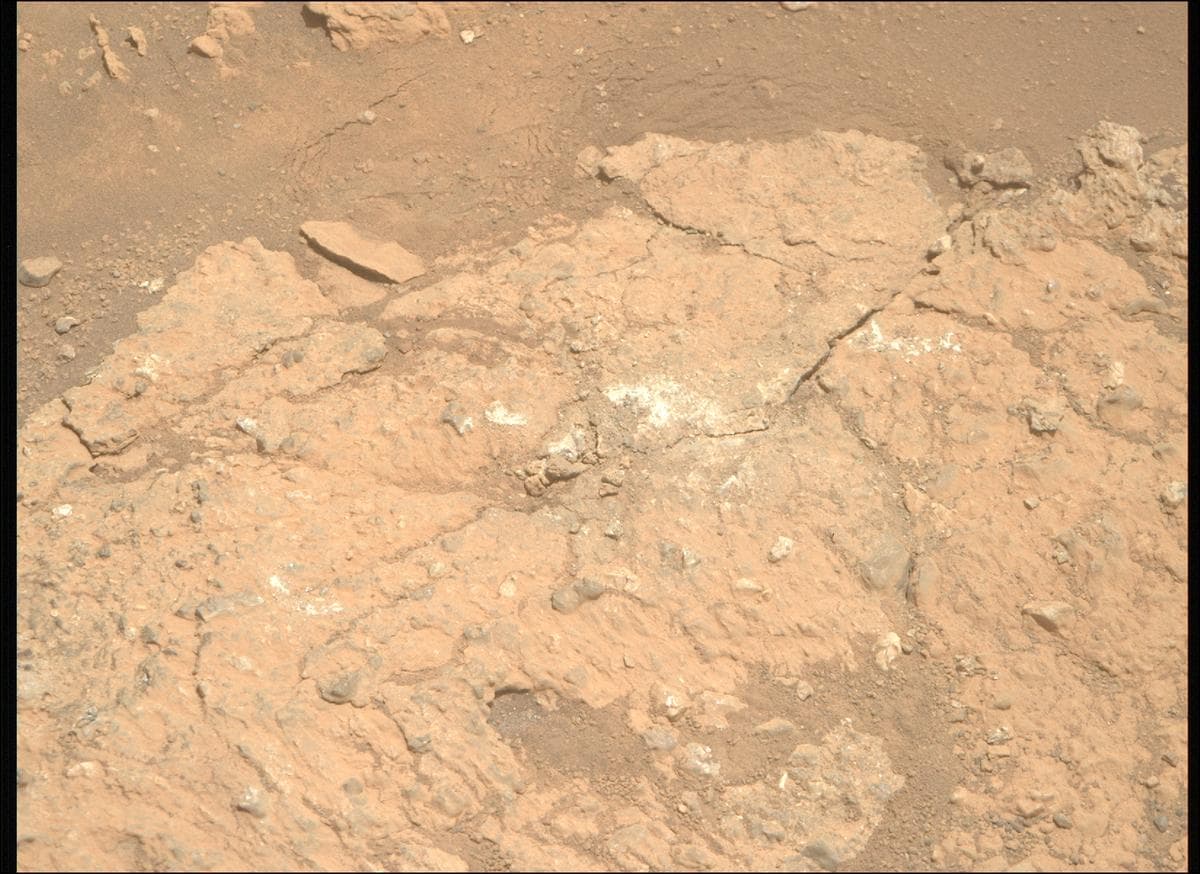 Mars image captured by MCZ_RIGHT on Perseverance