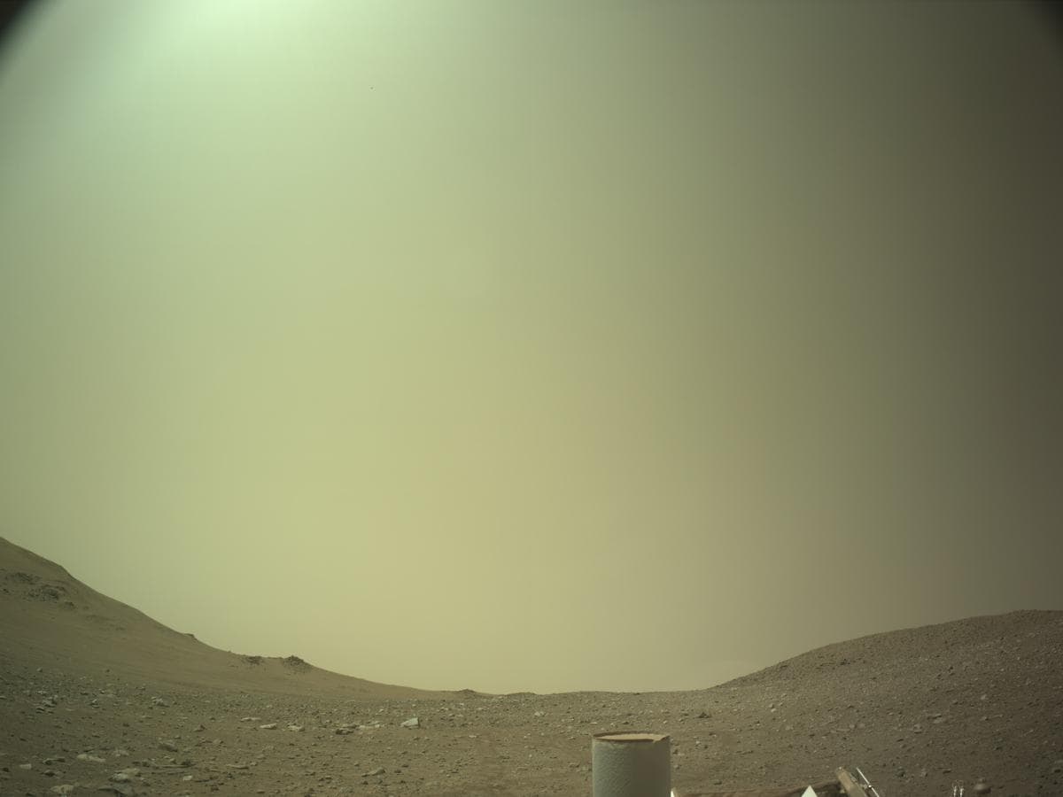 Mars image captured by NAVCAM_LEFT on Perseverance