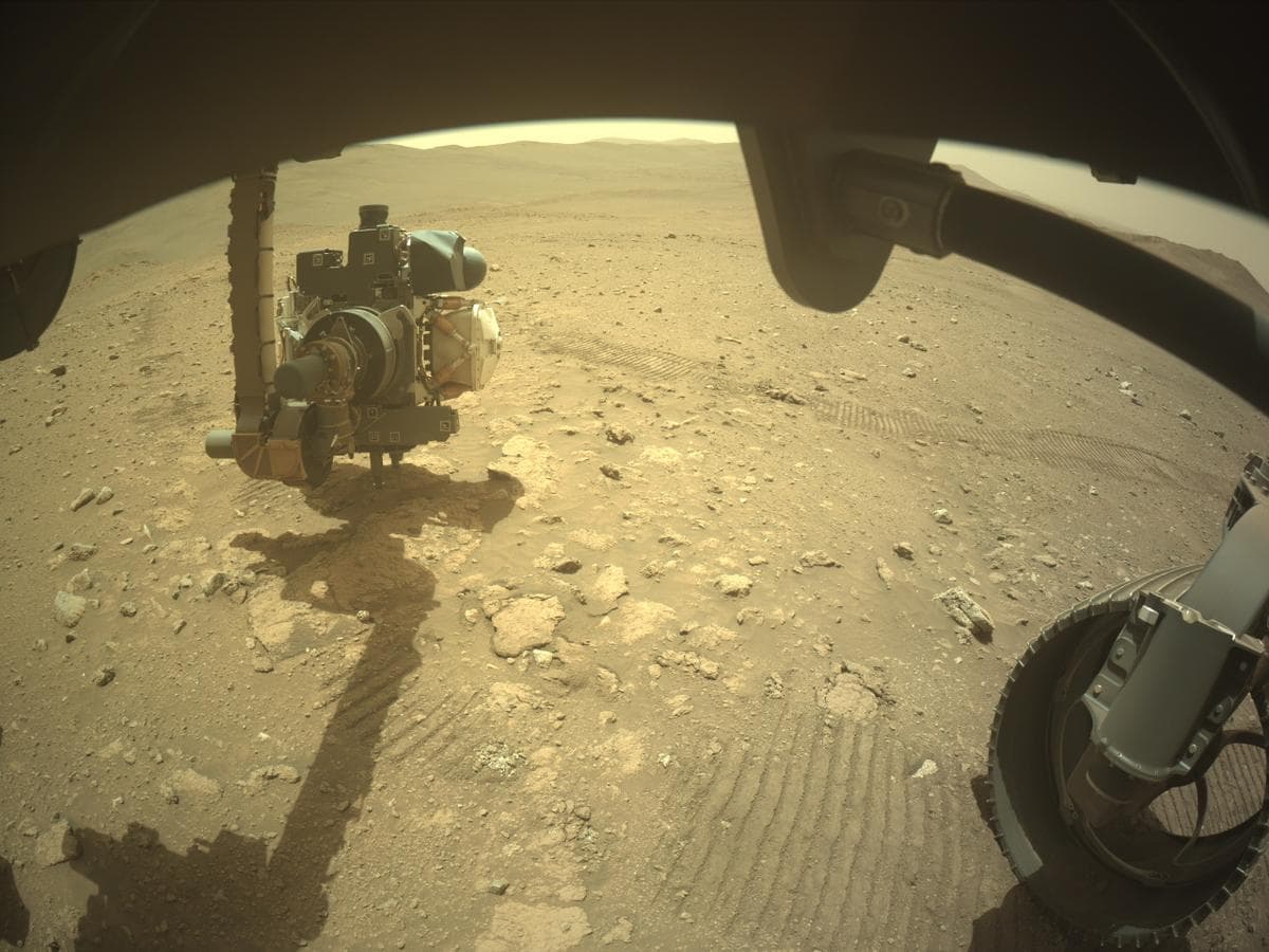 Mars image captured by FRONT_HAZCAM_RIGHT_A on Perseverance