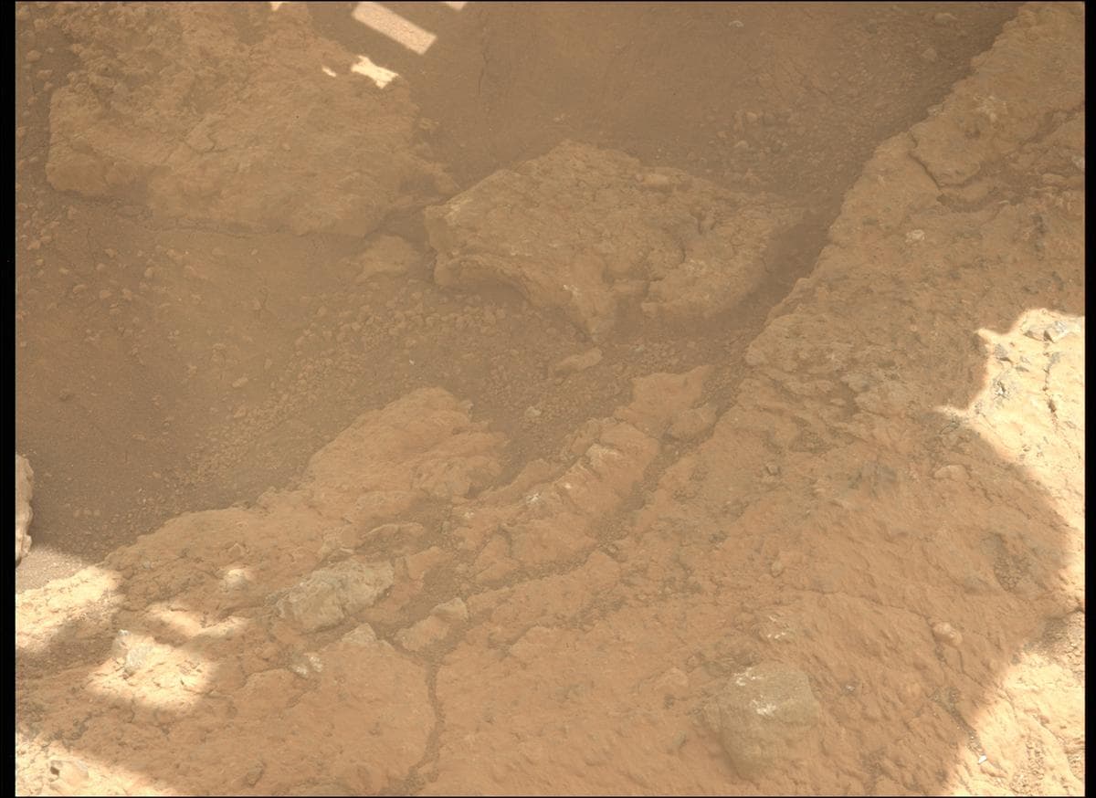 Mars image captured by MCZ_LEFT on Perseverance