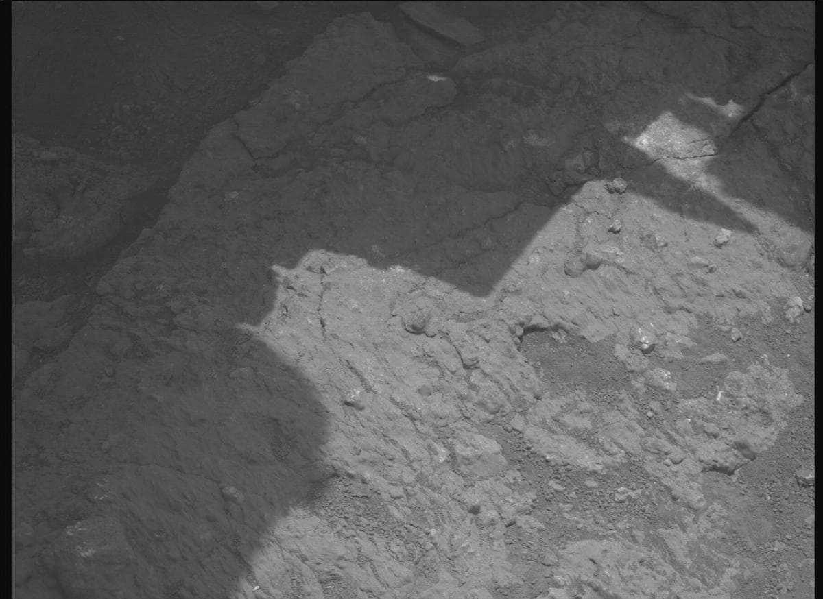 Mars image captured by MCZ_RIGHT on Perseverance