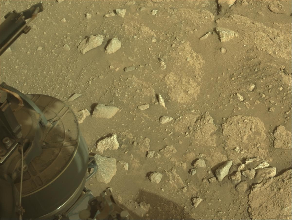 Mars image captured by NAVCAM_LEFT on Perseverance