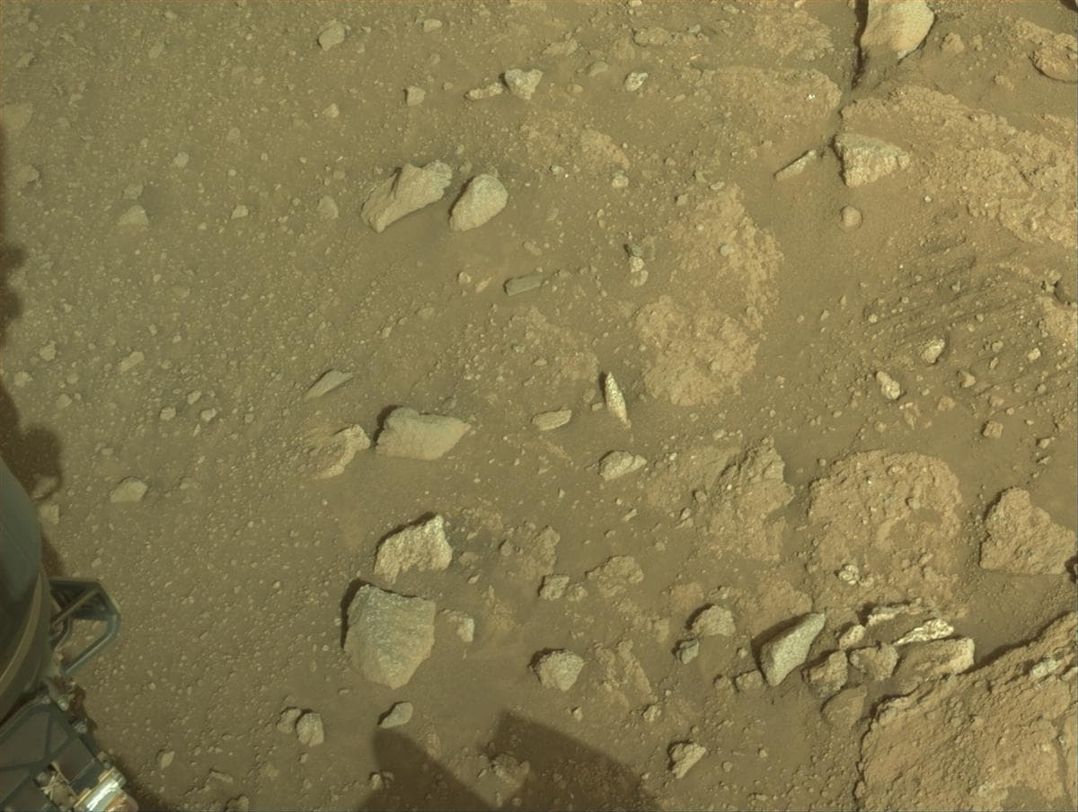 Mars image captured by NAVCAM_RIGHT on Perseverance