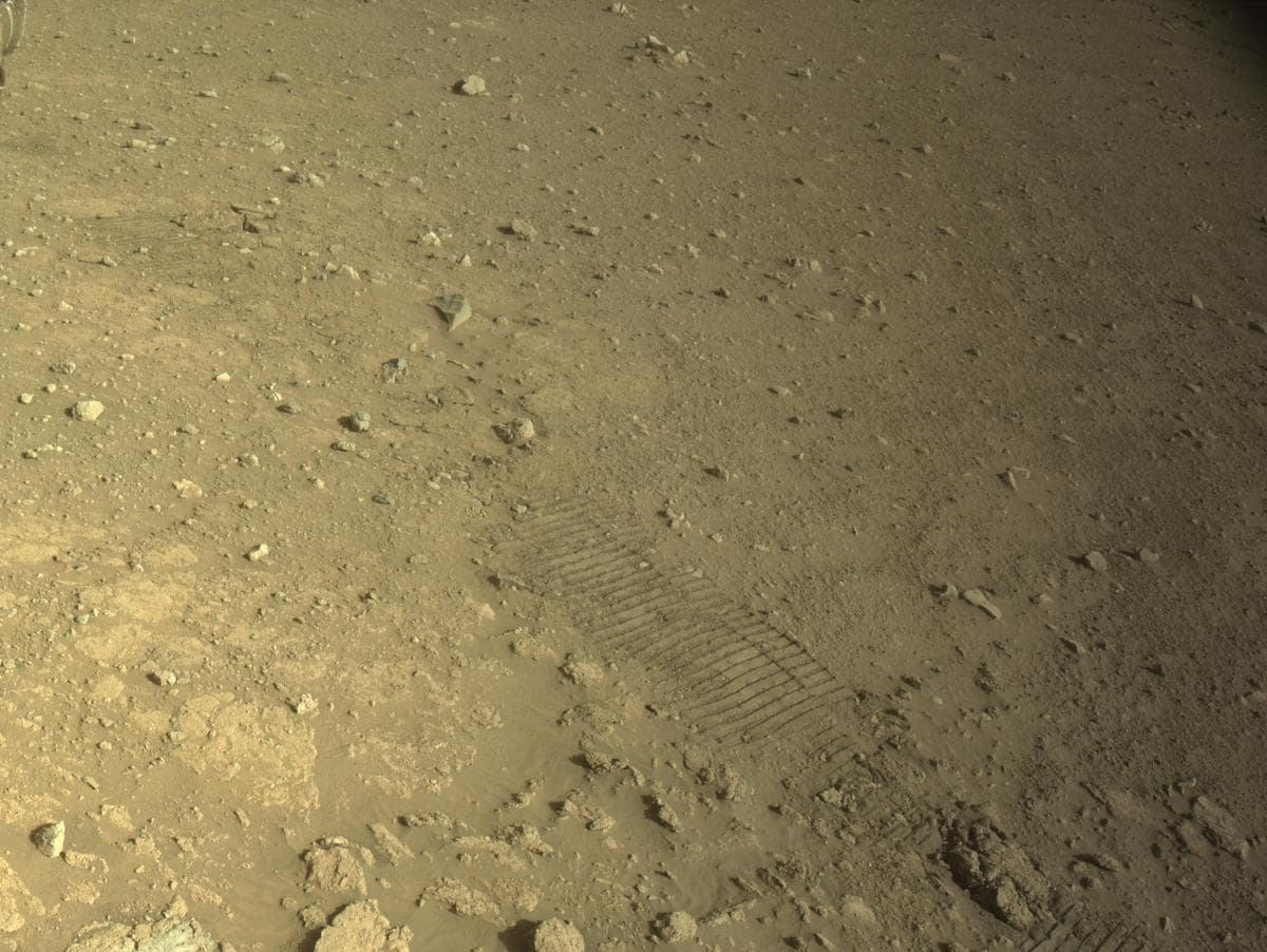 Mars image captured by NAVCAM_LEFT on Perseverance