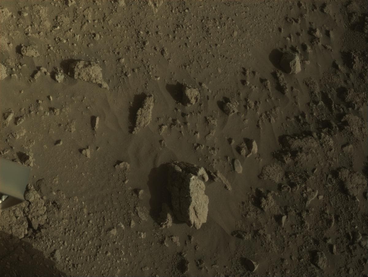Mars image captured by NAVCAM_LEFT on Perseverance