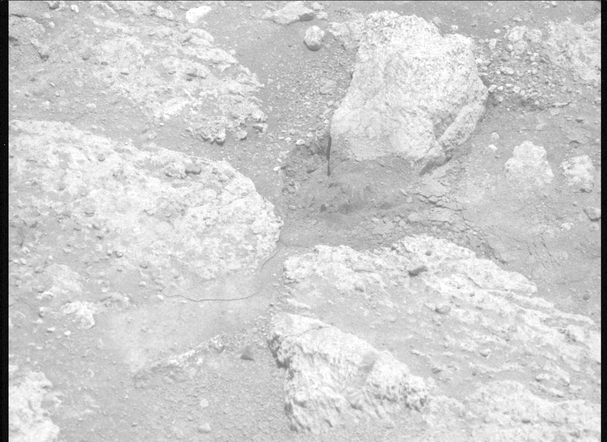 Mars image captured by MCZ_LEFT on Perseverance