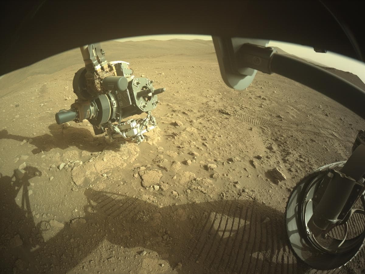 Mars image captured by FRONT_HAZCAM_RIGHT_A on Perseverance