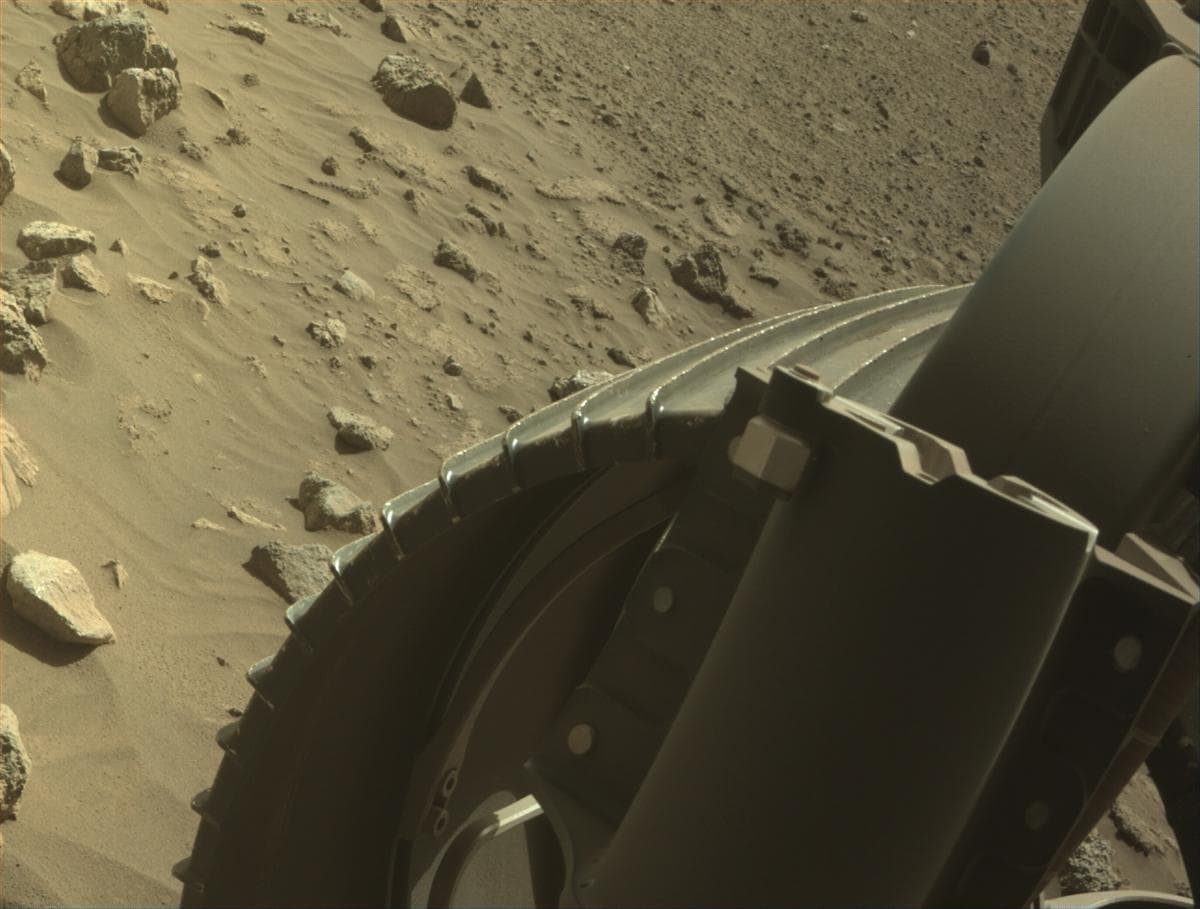 Mars image captured by FRONT_HAZCAM_RIGHT_A on Perseverance
