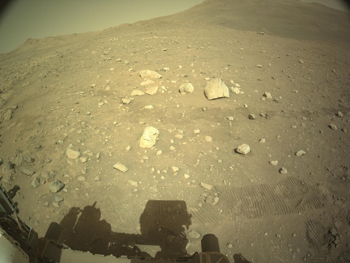 Mars image captured by NAVCAM_LEFT on Perseverance