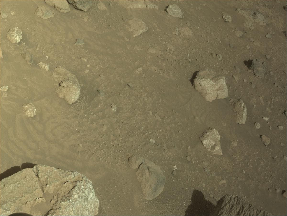 Mars image captured by NAVCAM_LEFT on Perseverance