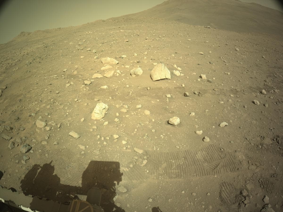 Mars image captured by NAVCAM_RIGHT on Perseverance