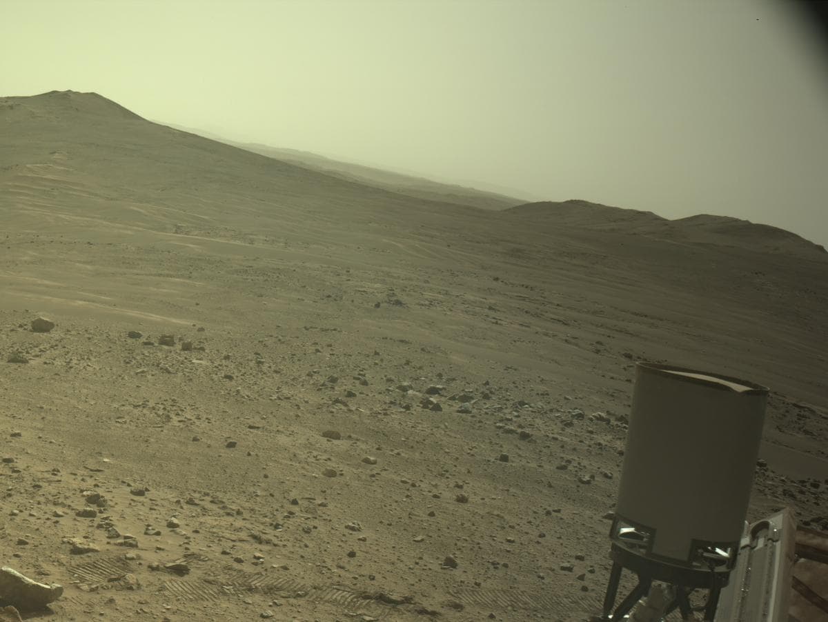 Mars image captured by NAVCAM_RIGHT on Perseverance