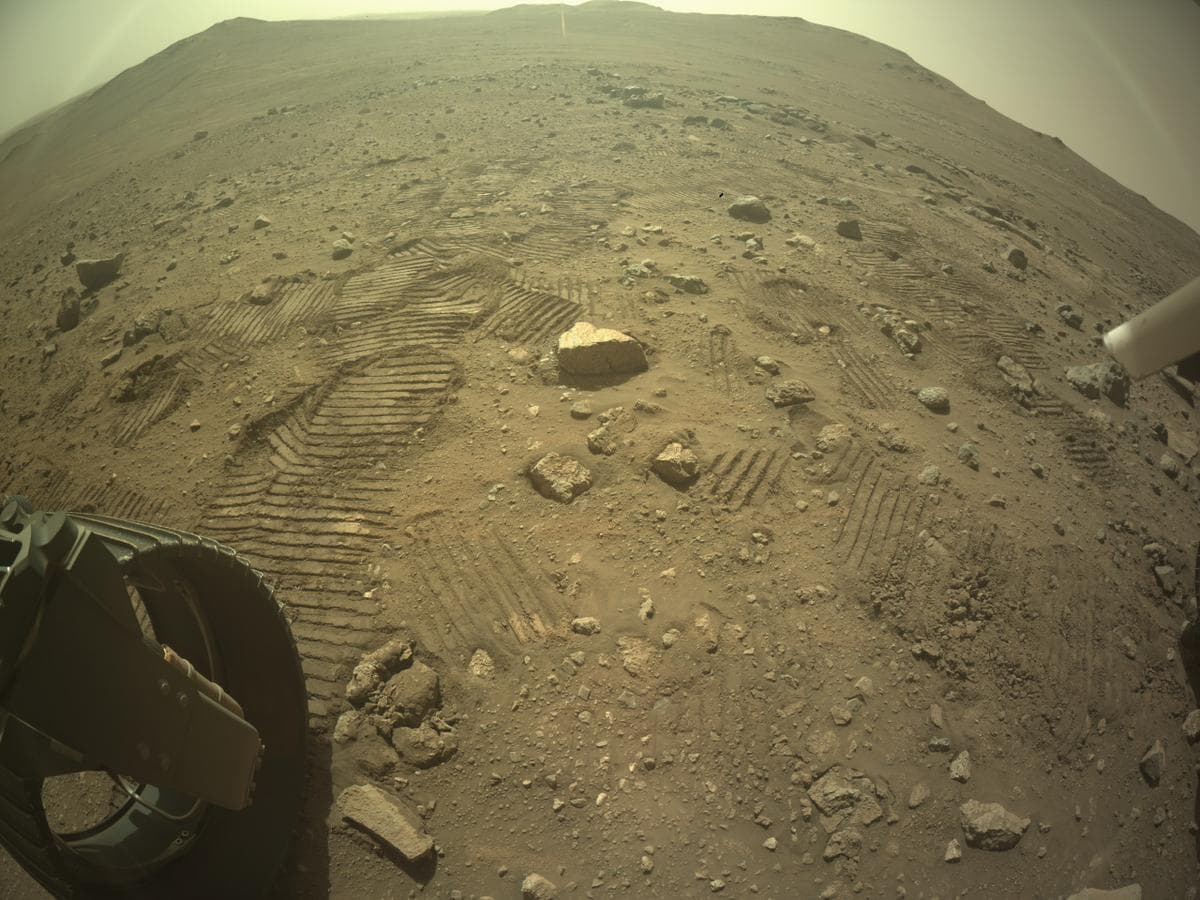 Mars image captured by REAR_HAZCAM_LEFT on Perseverance