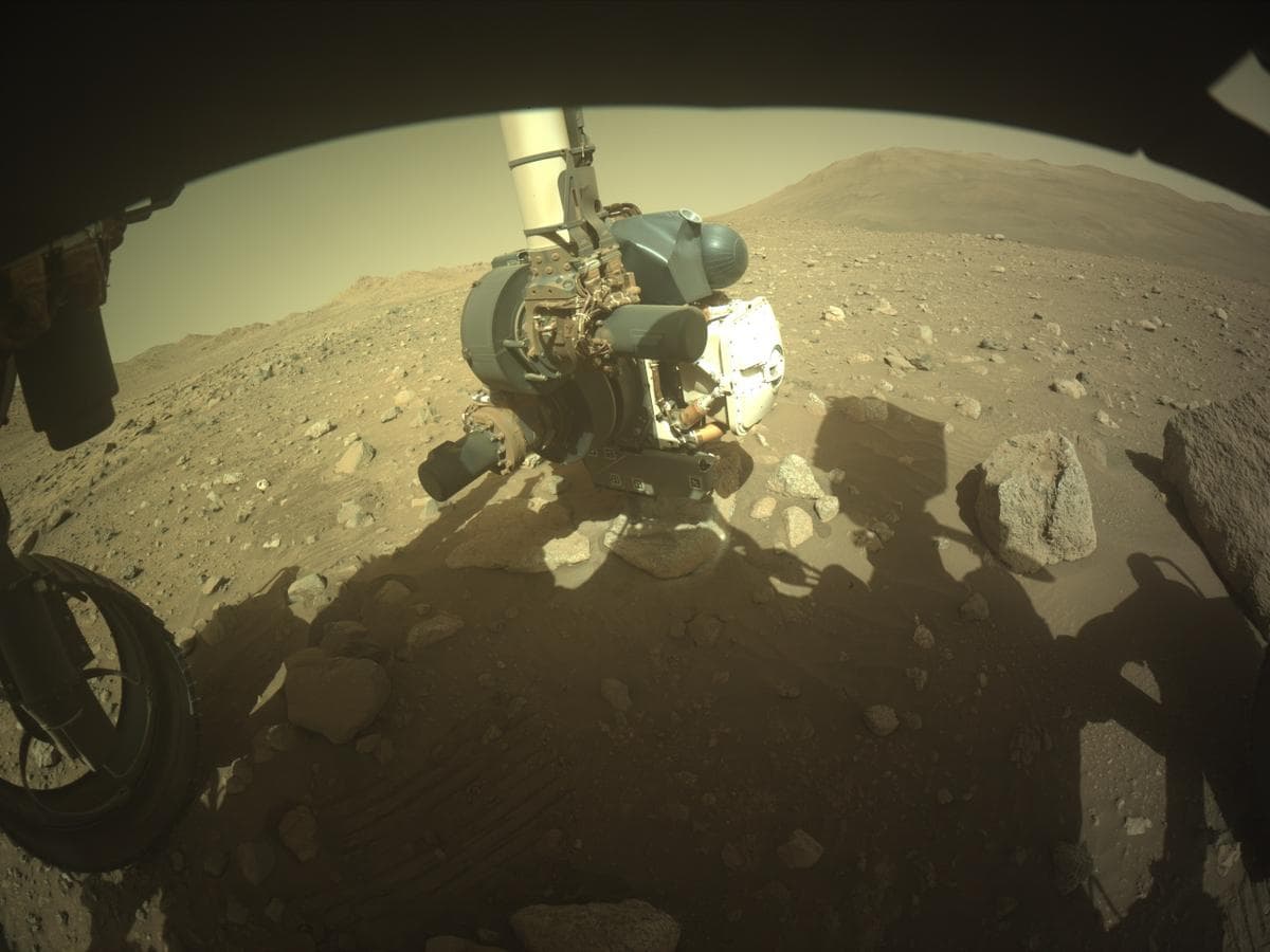 Mars image captured by FRONT_HAZCAM_LEFT_A on Perseverance