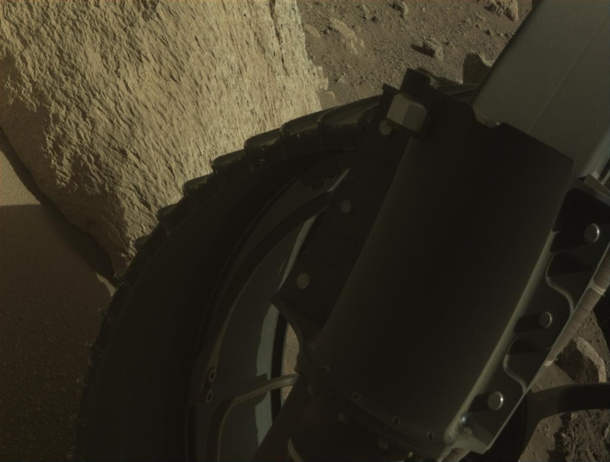 Mars image captured by FRONT_HAZCAM_RIGHT_A on Perseverance