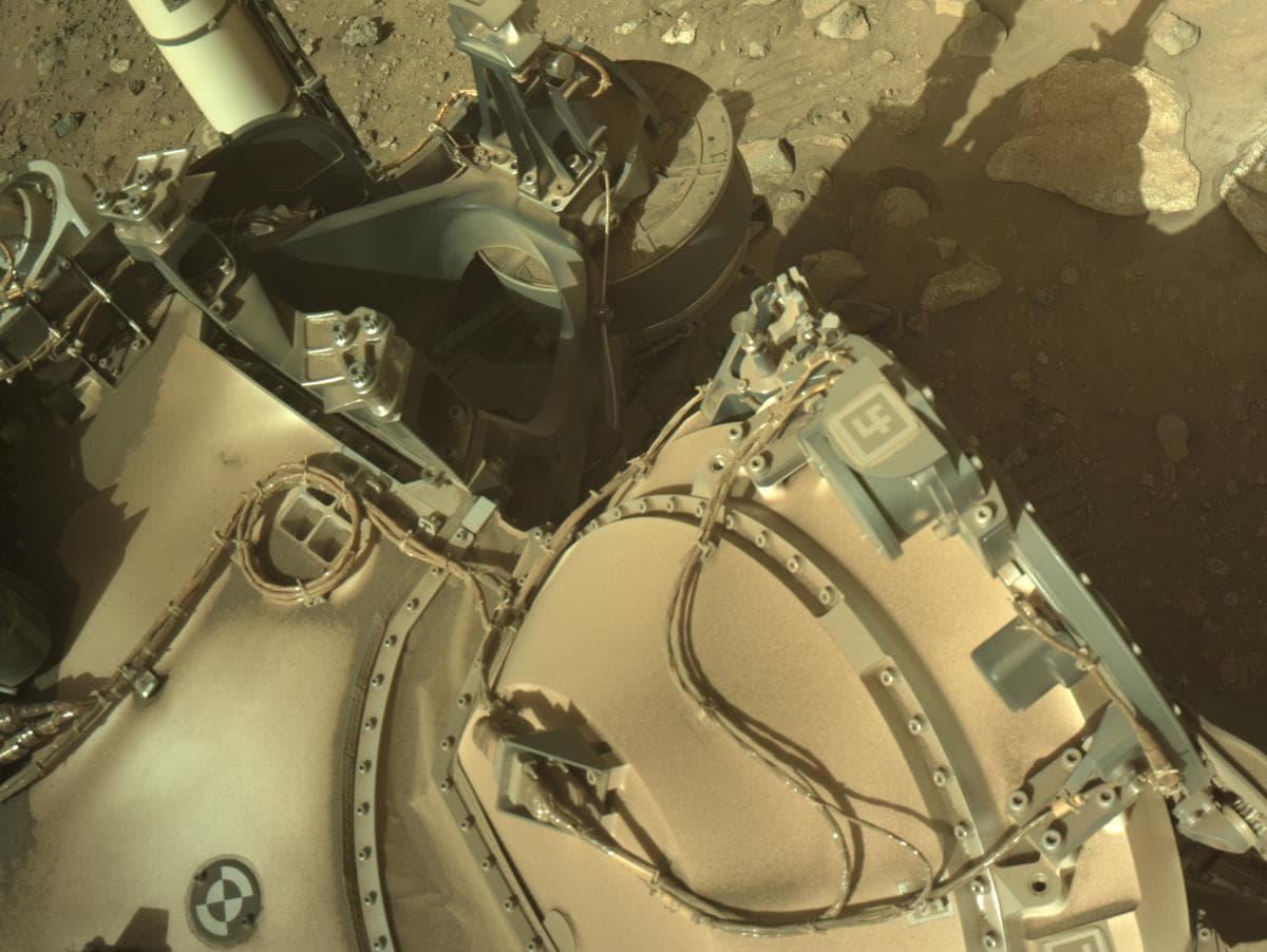 Mars image captured by NAVCAM_LEFT on Perseverance