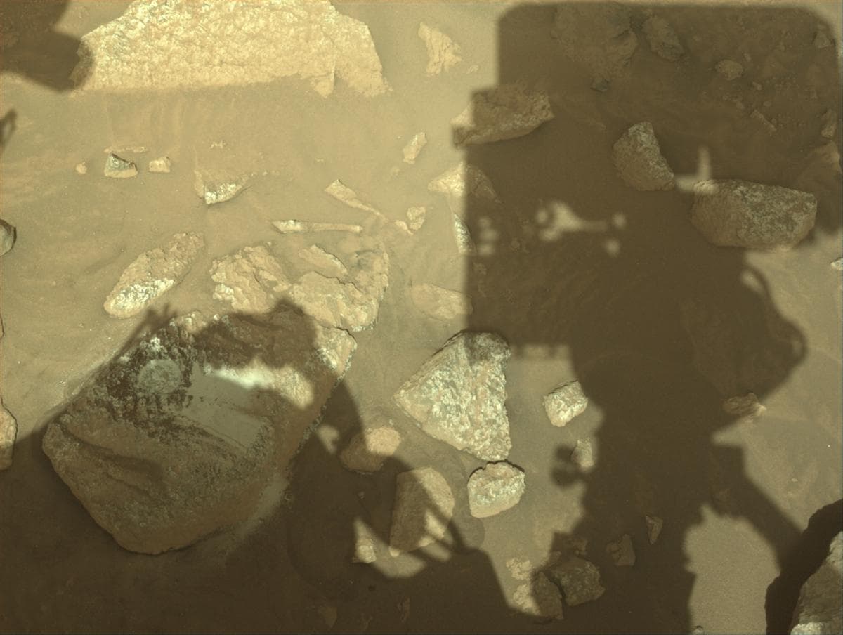Mars image captured by NAVCAM_LEFT on Perseverance
