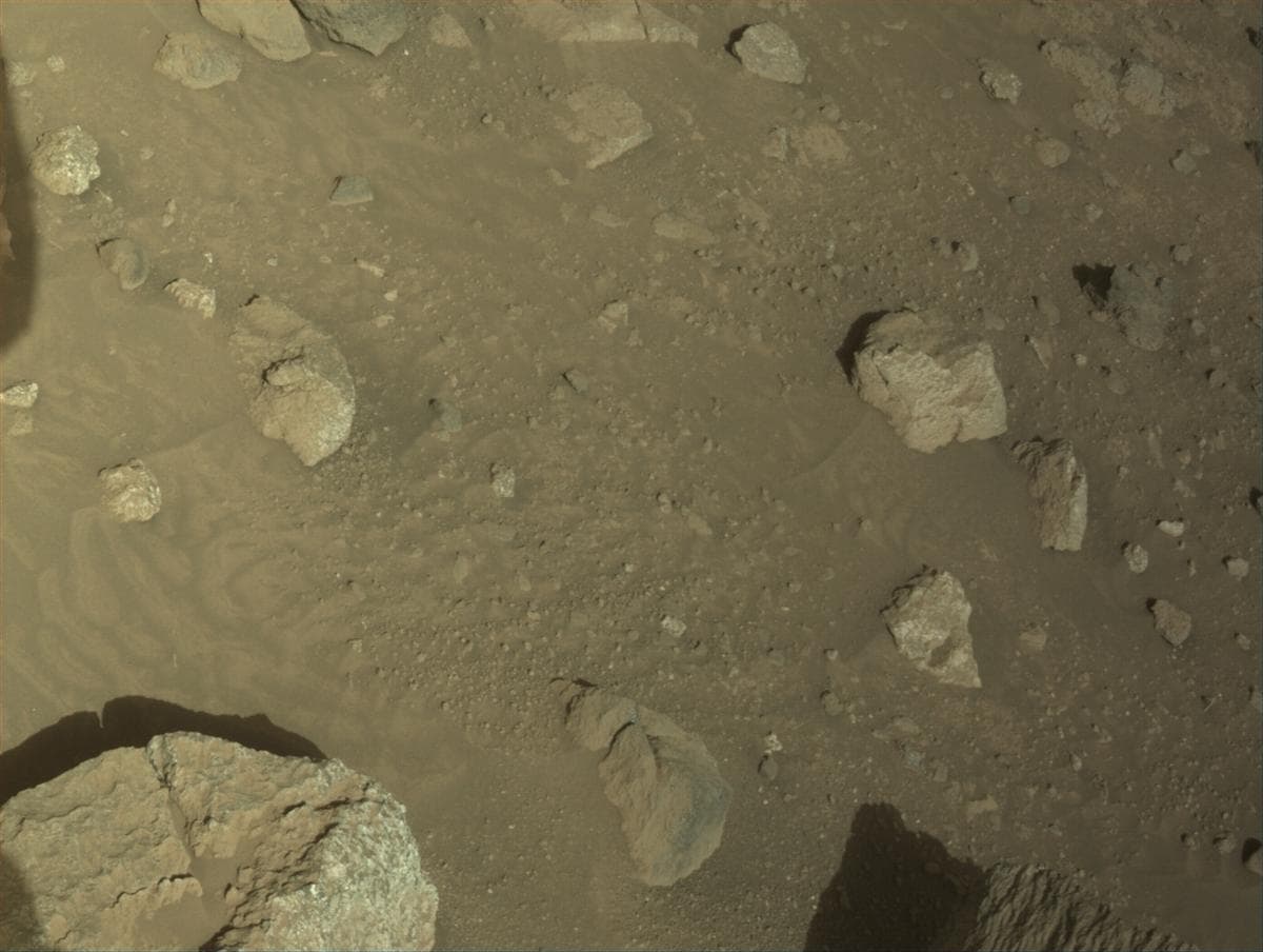 Mars image captured by NAVCAM_LEFT on Perseverance