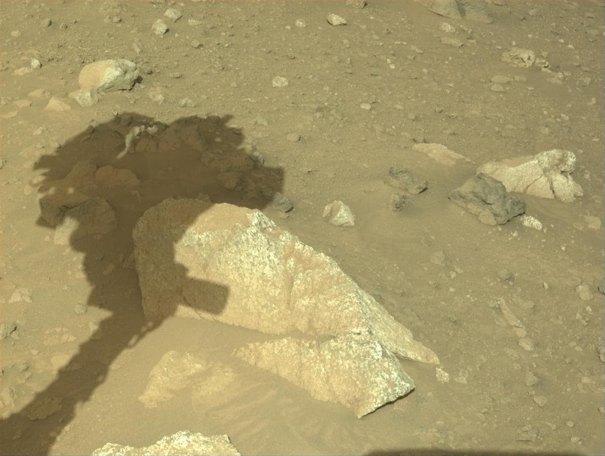 Mars image captured by NAVCAM_LEFT on Perseverance