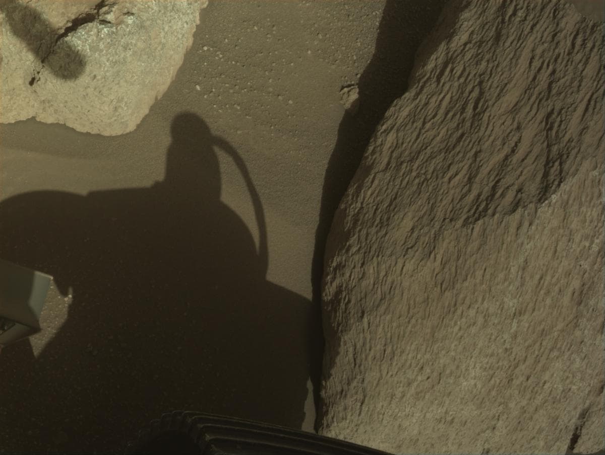 Mars image captured by NAVCAM_LEFT on Perseverance
