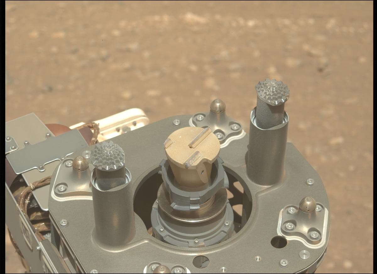 Mars image captured by MCZ_LEFT on Perseverance
