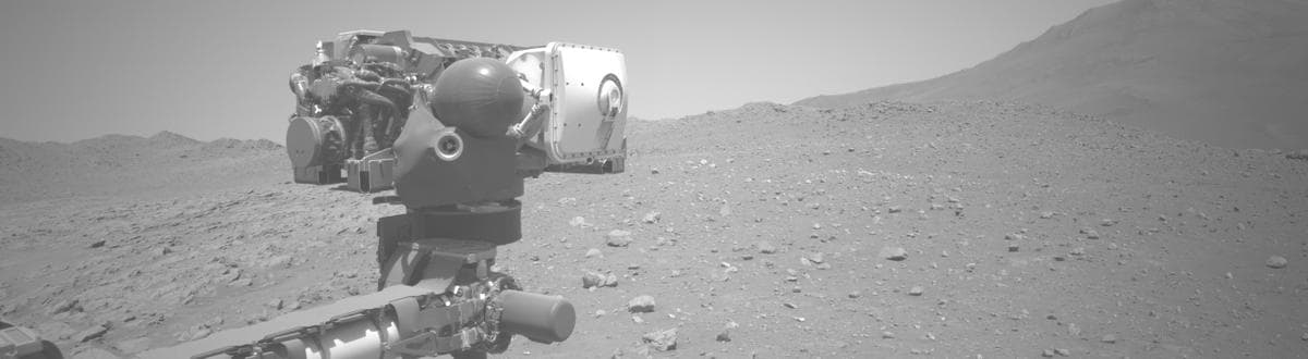 Mars image captured by NAVCAM_LEFT on Perseverance