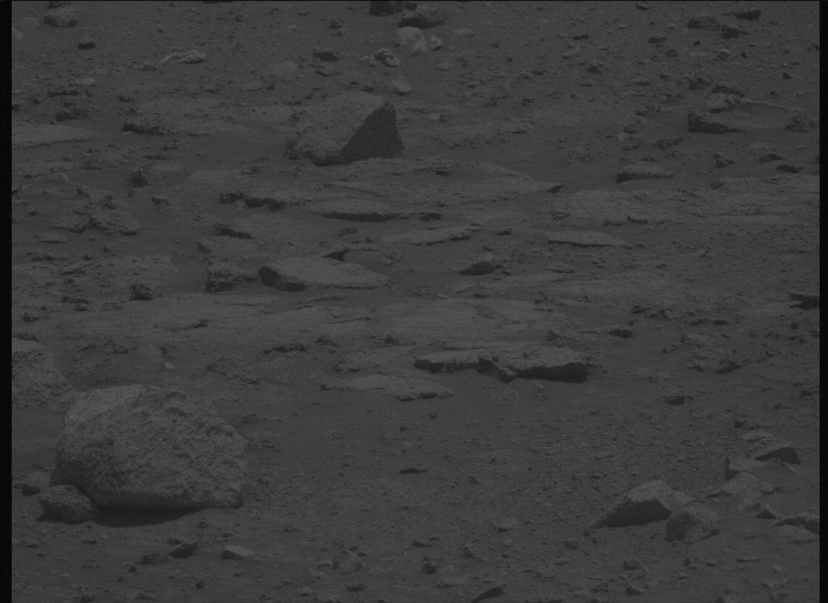 Mars image captured by MCZ_LEFT on Perseverance