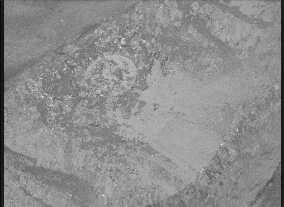 Mars image captured by MCZ_RIGHT on Perseverance
