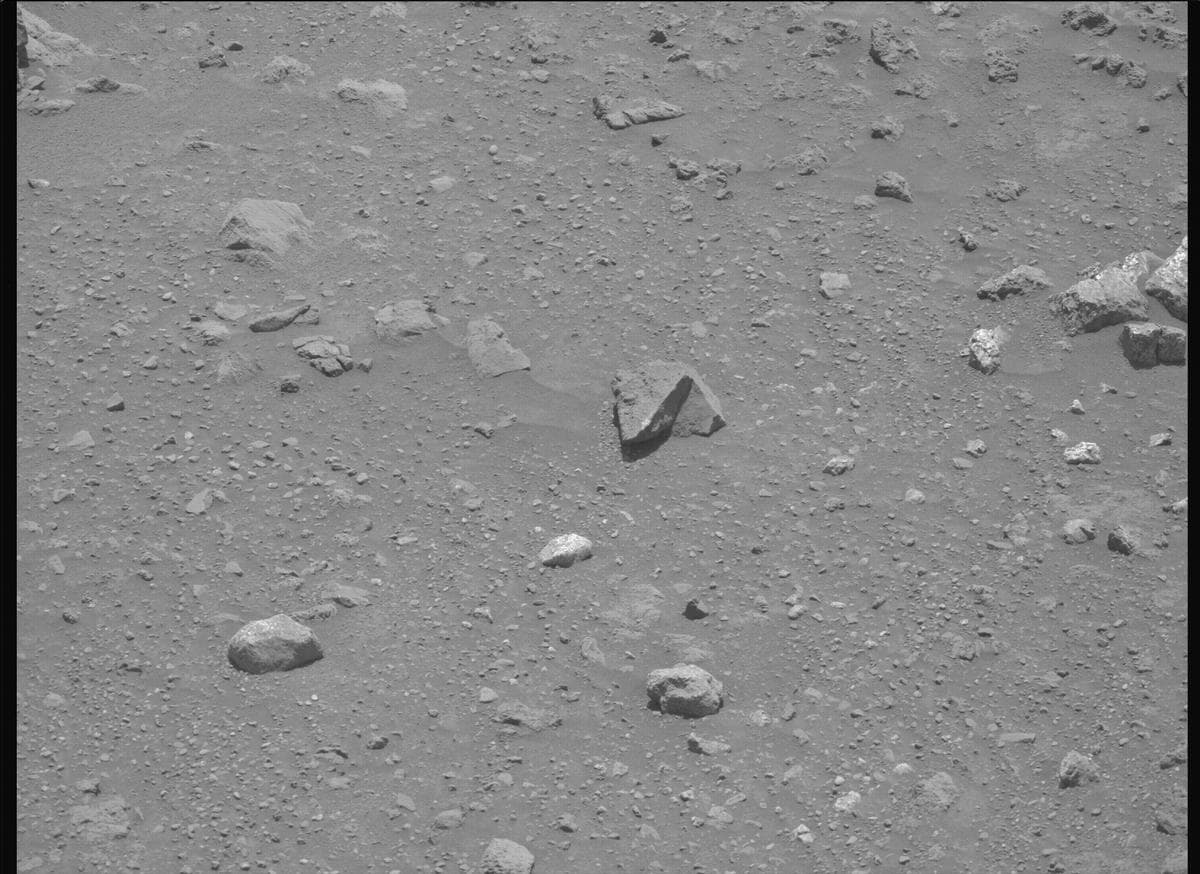 Mars image captured by MCZ_LEFT on Perseverance