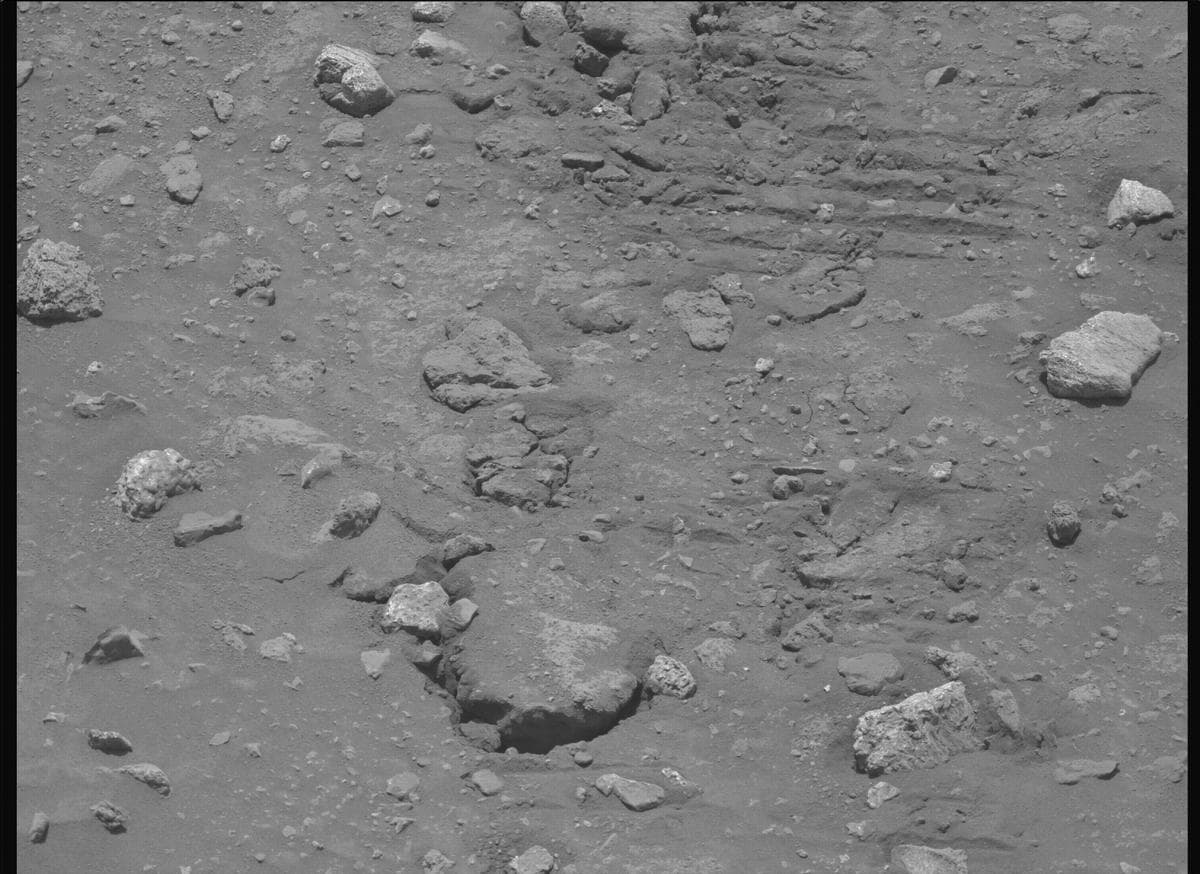 Mars image captured by MCZ_LEFT on Perseverance