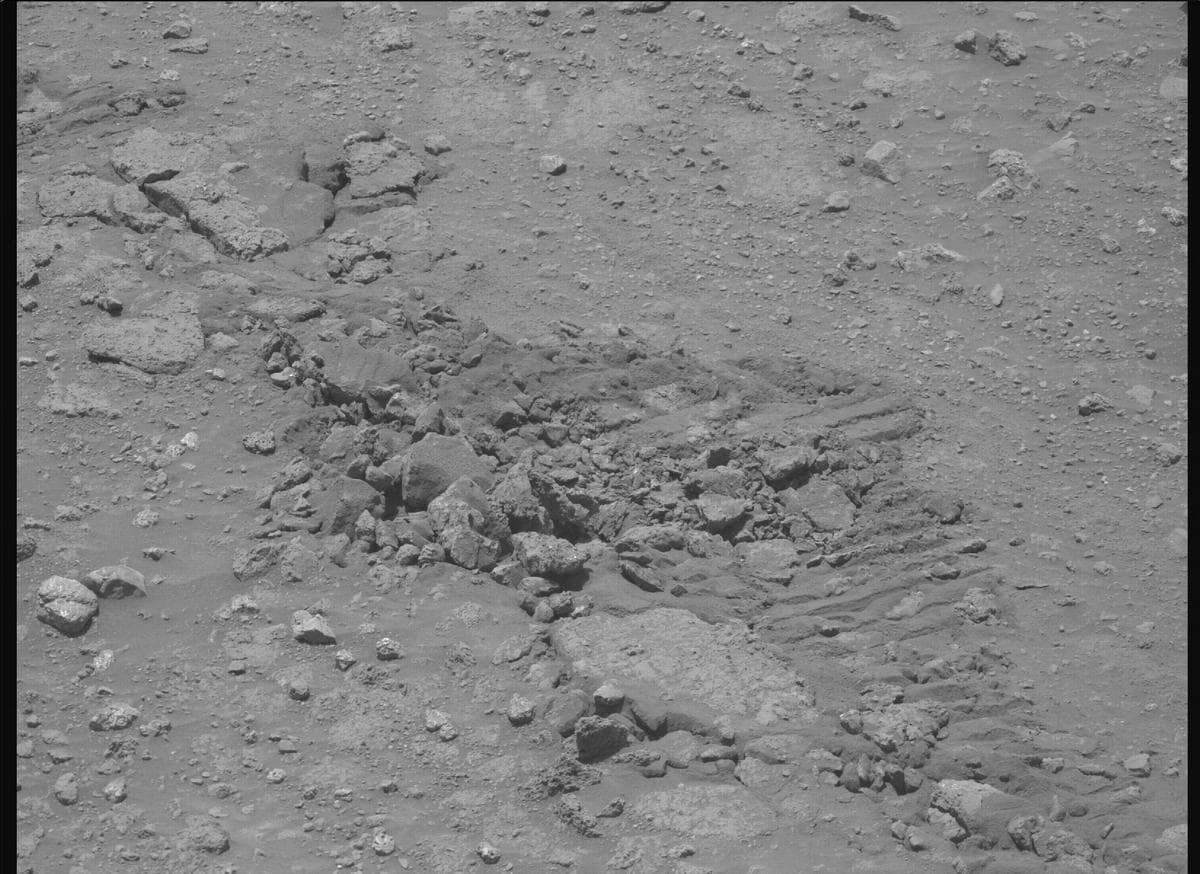Mars image captured by MCZ_RIGHT on Perseverance