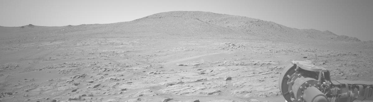 Mars image captured by NAVCAM_LEFT on Perseverance