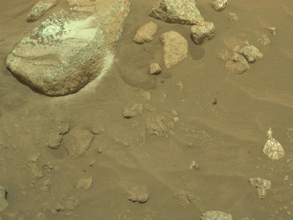 Mars image captured by FRONT_HAZCAM_RIGHT_A on Perseverance