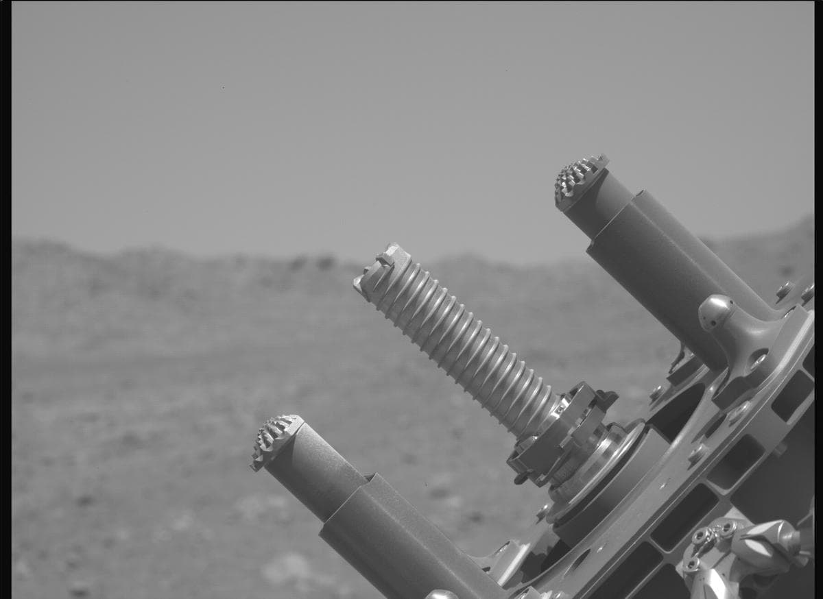 Mars image captured by MCZ_LEFT on Perseverance