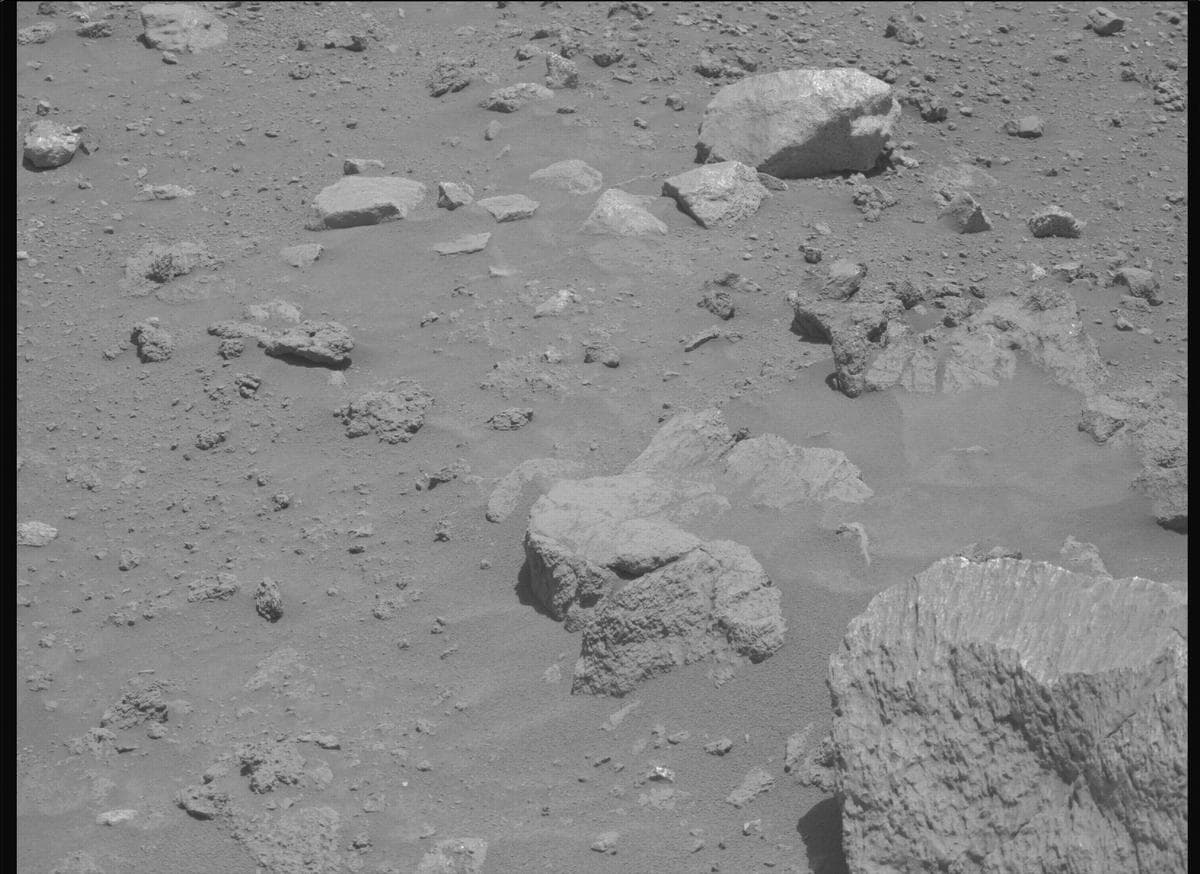 Mars image captured by MCZ_LEFT on Perseverance