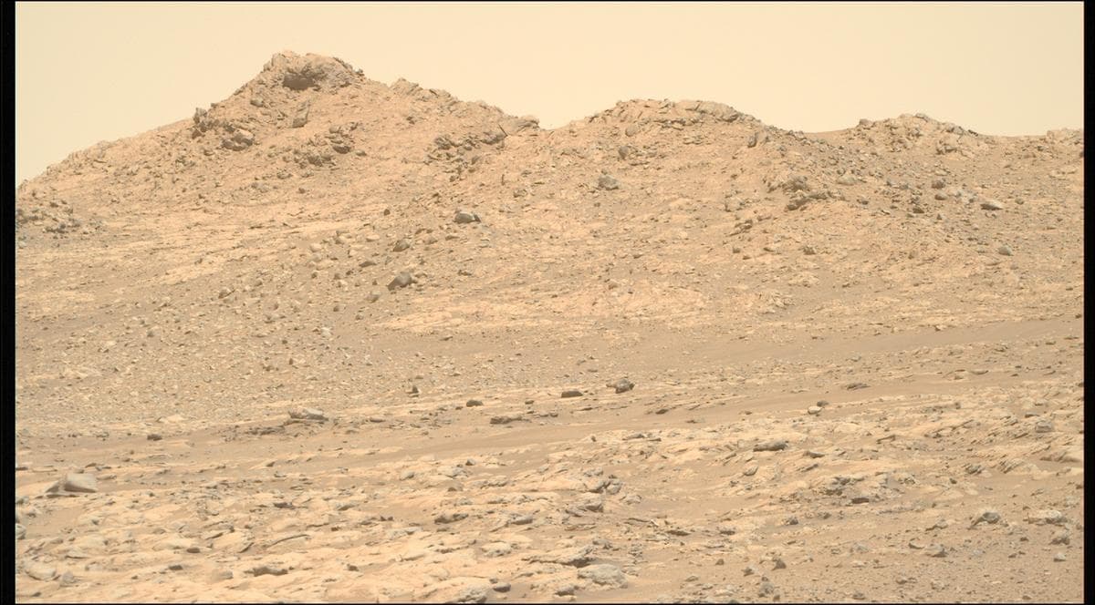 Mars image captured by MCZ_RIGHT on Perseverance