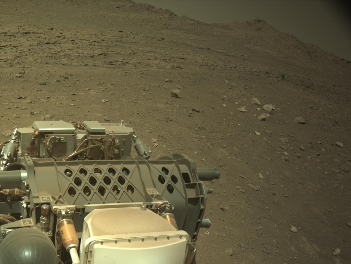 Mars image captured by NAVCAM_LEFT on Perseverance
