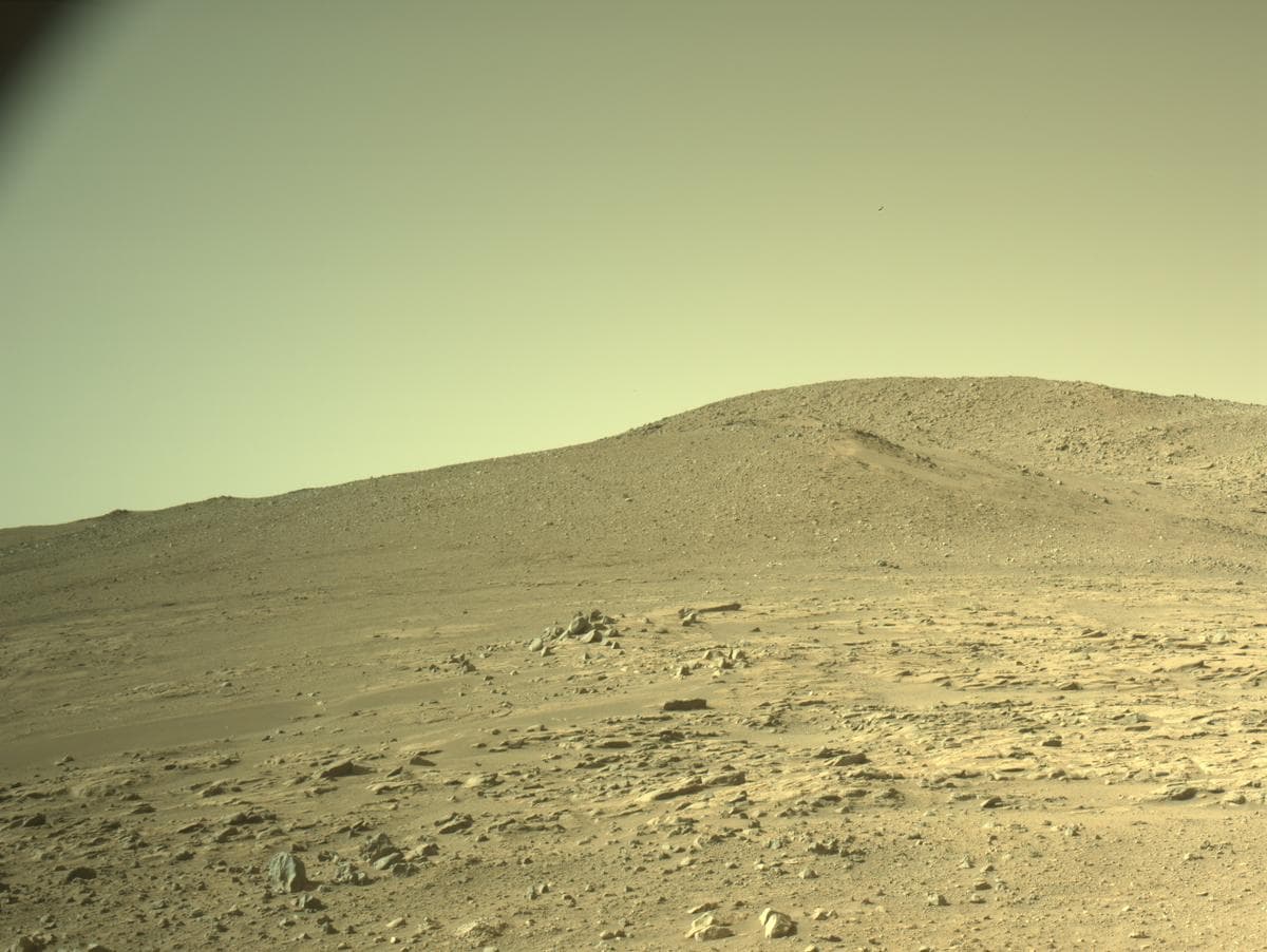 Mars image captured by NAVCAM_LEFT on Perseverance